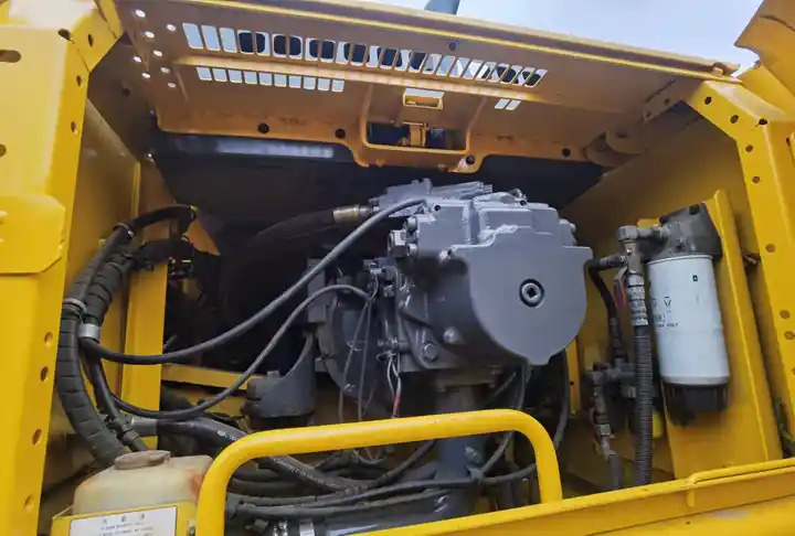 Used Komatsu Pc400 Hydraulic Crawler Excavator Pc400-7 Tracked Excavating Machine In Nice Condition - Pelle sur chenille: photos 4 Used Komatsu Pc400 Hydraulic Crawler Excavator Pc400-7 Tracked Excavating Machine In Nice Condition - Pelle sur chenille: photos 4