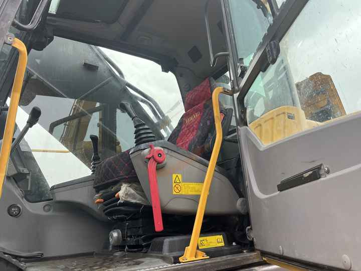 Pelle sur chenille Used Volvo EC480 Excavator 48 Ton Original Heavy Duty Equipment Digger Secondhand Crawler Hydraulic Excavator Volvo EC480DL: photos 6