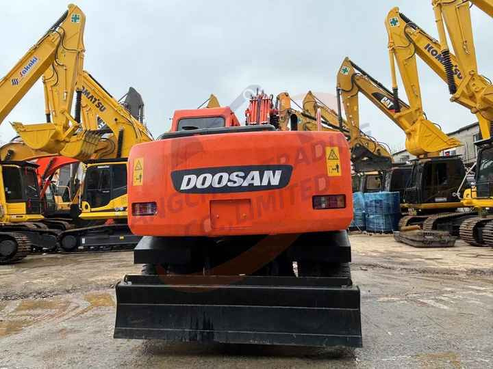 Used excavator doosan dh150 excavators machinery doosan dx60 dx80 dx75 dx225 Good Condition Low price - Pelle sur chenille: photos 5 Used excavator doosan dh150 excavators machinery doosan dx60 dx80 dx75 dx225 Good Condition Low price - Pelle sur chenille: photos 5