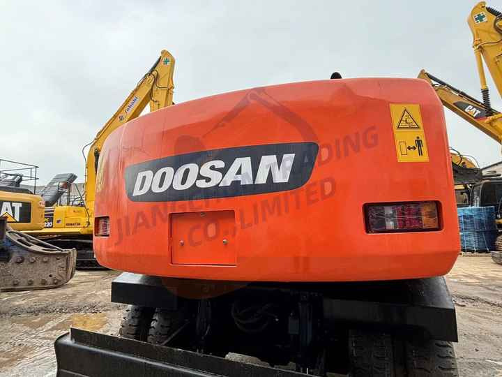 Used excavator doosan dh150 excavators machinery doosan dx60 dx80 dx75 dx225 Good Condition Low price - Pelle sur chenille: photos 4 Used excavator doosan dh150 excavators machinery doosan dx60 dx80 dx75 dx225 Good Condition Low price - Pelle sur chenille: photos 4