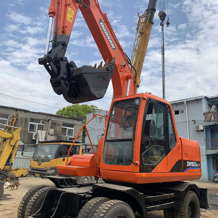 Used excavator doosan dx60 excavators earth-moving machinery doosan dx60 dx80 dx75 dx225 dh60 dh60-7for sale - Pelle sur chenille: photos 1 Used excavator doosan dx60 excavators earth-moving machinery doosan dx60 dx80 dx75 dx225 dh60 dh60-7for sale - Pelle sur chenille: photos 1