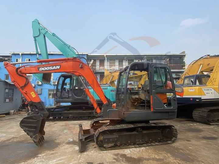 Used excavator doosan dx60 excavators machinery doosan dx60 dx80 dx75 dx225 dh60 dh60-7 - Pelle sur chenille: photos 5 Used excavator doosan dx60 excavators machinery doosan dx60 dx80 dx75 dx225 dh60 dh60-7 - Pelle sur chenille: photos 5