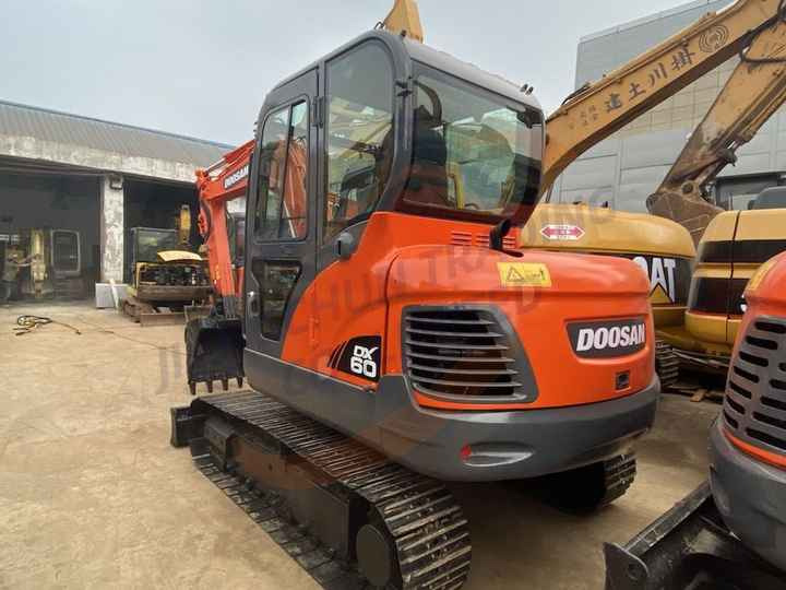 Used excavator doosan dx60 excavators machinery doosan dx60 dx80 dx75 dx225 dh60 dh60-7 - Pelle sur chenille: photos 4 Used excavator doosan dx60 excavators machinery doosan dx60 dx80 dx75 dx225 dh60 dh60-7 - Pelle sur chenille: photos 4
