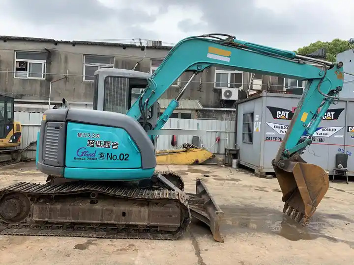Used hydraulic Crawler Excavator Excavator Machine 7 Ton Kobelco SK75 Excavator good construction machinery for sale - Mini pelle: photos 5 Used hydraulic Crawler Excavator Excavator Machine 7 Ton Kobelco SK75 Excavator good construction machinery for sale - Mini pelle: photos 5