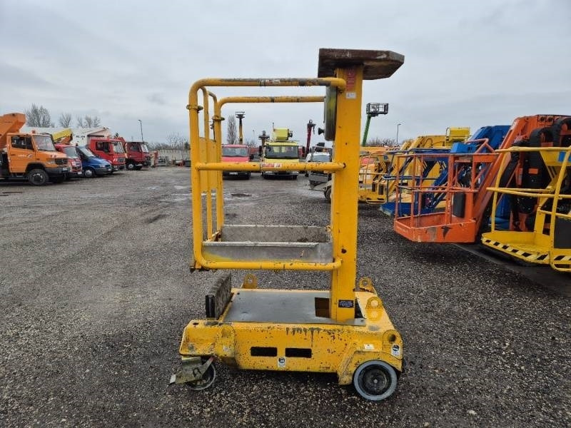 JLG Power Tower Ecolift - 4,2m, 150 kg - Nacelle articulée: photos 5 JLG Power Tower Ecolift - 4,2m, 150 kg - Nacelle articulée: photos 5