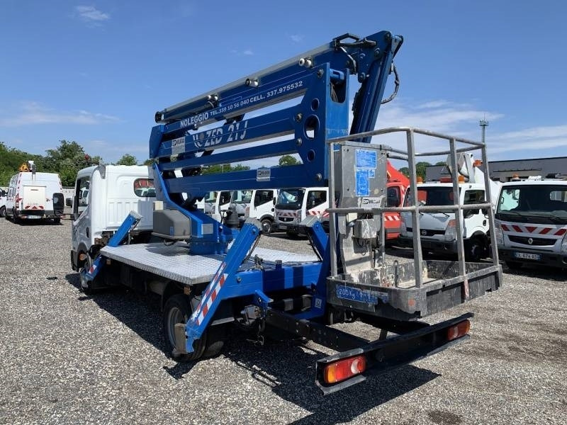 Camion avec nacelle Nissan Cabstar CTE ZED 21 J - 21 m - 200 kg: photos 7