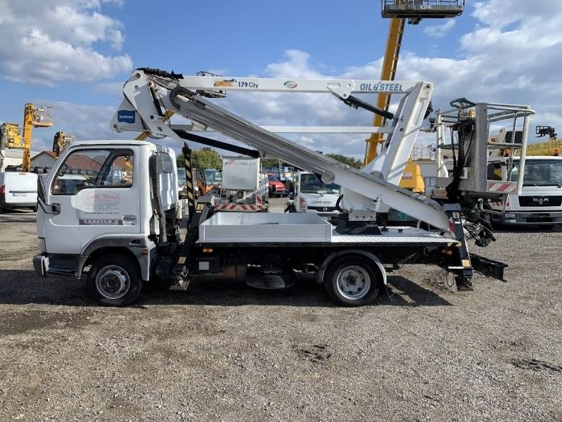 Nissan Cabstar Oil&Steel Snake 179 City - 17,5m, 200 kg - Camion avec nacelle: photos 5 Nissan Cabstar Oil&Steel Snake 179 City - 17,5m, 200 kg - Camion avec nacelle: photos 5