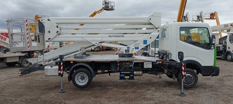 Nissan Cabstar Ruthmann-Ecoline RS240 - 23,6m - 250 kg - Camion avec nacelle: photos 4 Nissan Cabstar Ruthmann-Ecoline RS240 - 23,6m - 250 kg - Camion avec nacelle: photos 4