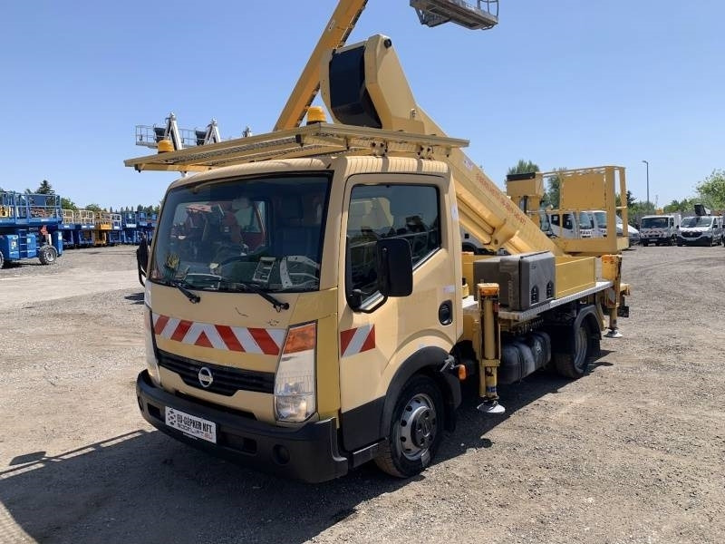Nissan Cabstar Ruthmann-Steiger TB220 - 22,1m - 200 kg - Camion avec nacelle: photos 2 Nissan Cabstar Ruthmann-Steiger TB220 - 22,1m - 200 kg - Camion avec nacelle: photos 2