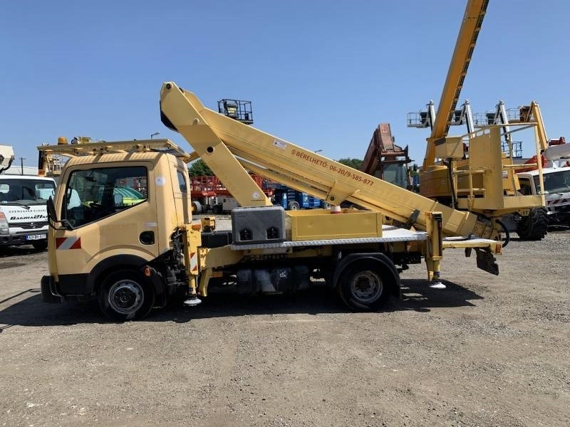 Nissan Cabstar Ruthmann-Steiger TB220 - 22,1m - 200 kg - Camion avec nacelle: photos 5 Nissan Cabstar Ruthmann-Steiger TB220 - 22,1m - 200 kg - Camion avec nacelle: photos 5