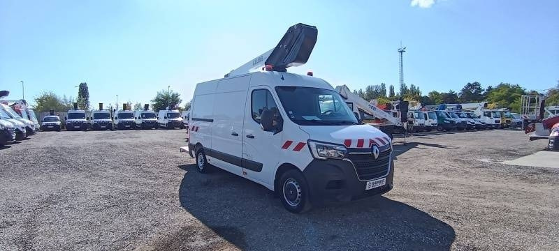 Renault Master Klubb KL32 - 12,5 m, 120 kg - Camion avec nacelle: photos 1 Renault Master Klubb KL32 - 12,5 m, 120 kg - Camion avec nacelle: photos 1