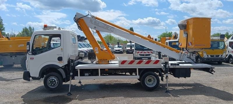 Renault Maxity Multitel 160 ALU DS - 16m - Camion avec nacelle: photos 5 Renault Maxity Multitel 160 ALU DS - 16m - Camion avec nacelle: photos 5