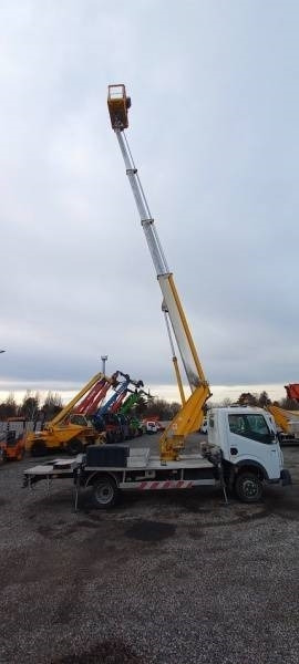 Camion avec nacelle Renault Maxity Multitel MT202DS - 20m - 200 kg: photos 10 Camion avec nacelle Renault Maxity Multitel MT202DS - 20m - 200 kg: photos 10