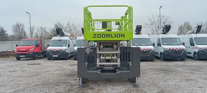 Zoomlion ZS1323RT - 15m, 4x4, diesel - Nacelle ciseaux: photos 3 Zoomlion ZS1323RT - 15m, 4x4, diesel - Nacelle ciseaux: photos 3