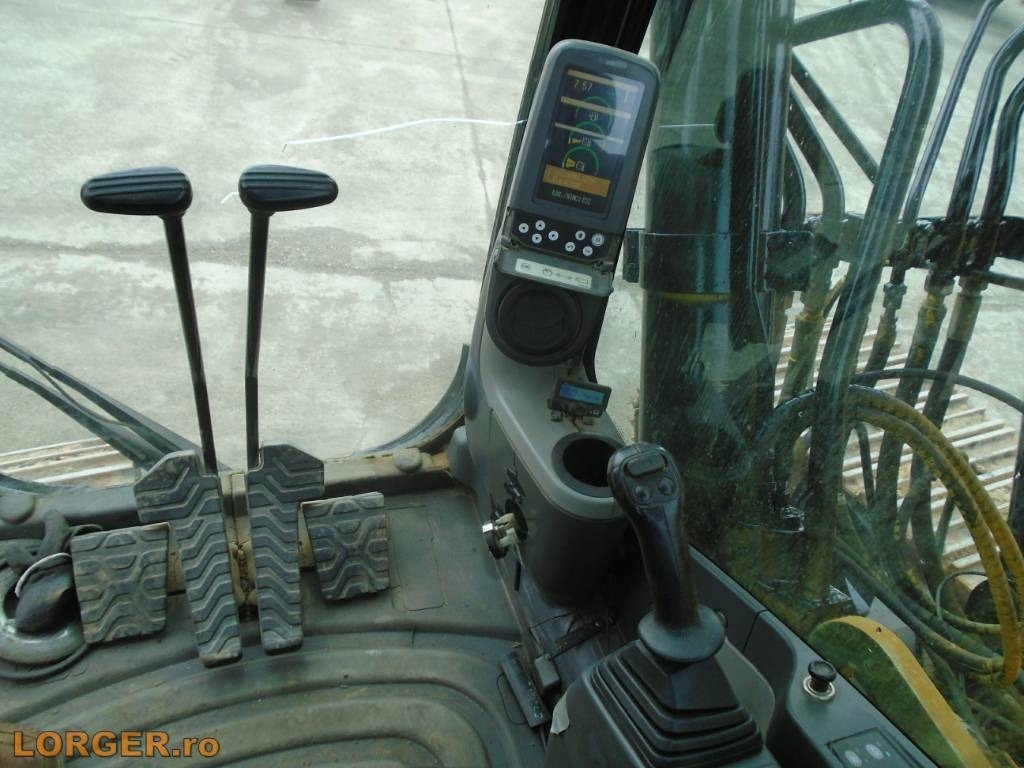 Pelle sur chenille CAT 336 D: photos 11