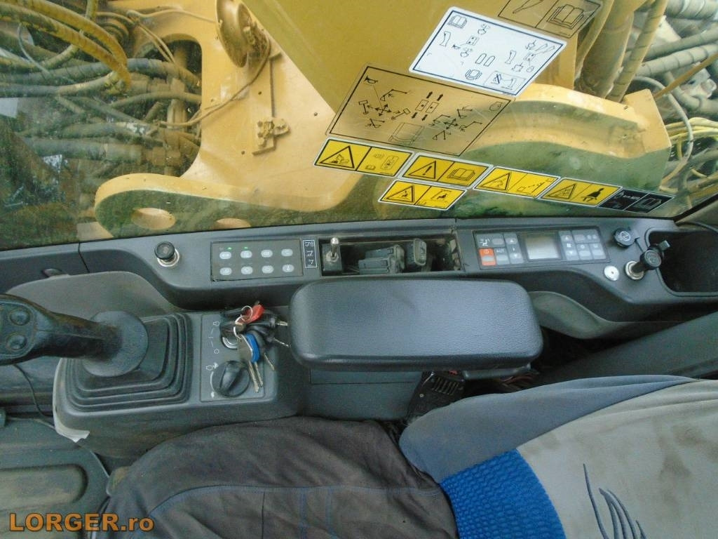 Pelle sur chenille CAT 336 D: photos 10