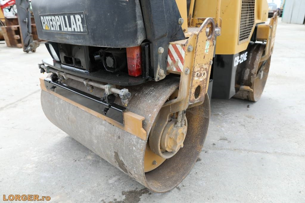 CAT CB 224 E - Rouleau compresseur: photos 5 CAT CB 224 E - Rouleau compresseur: photos 5