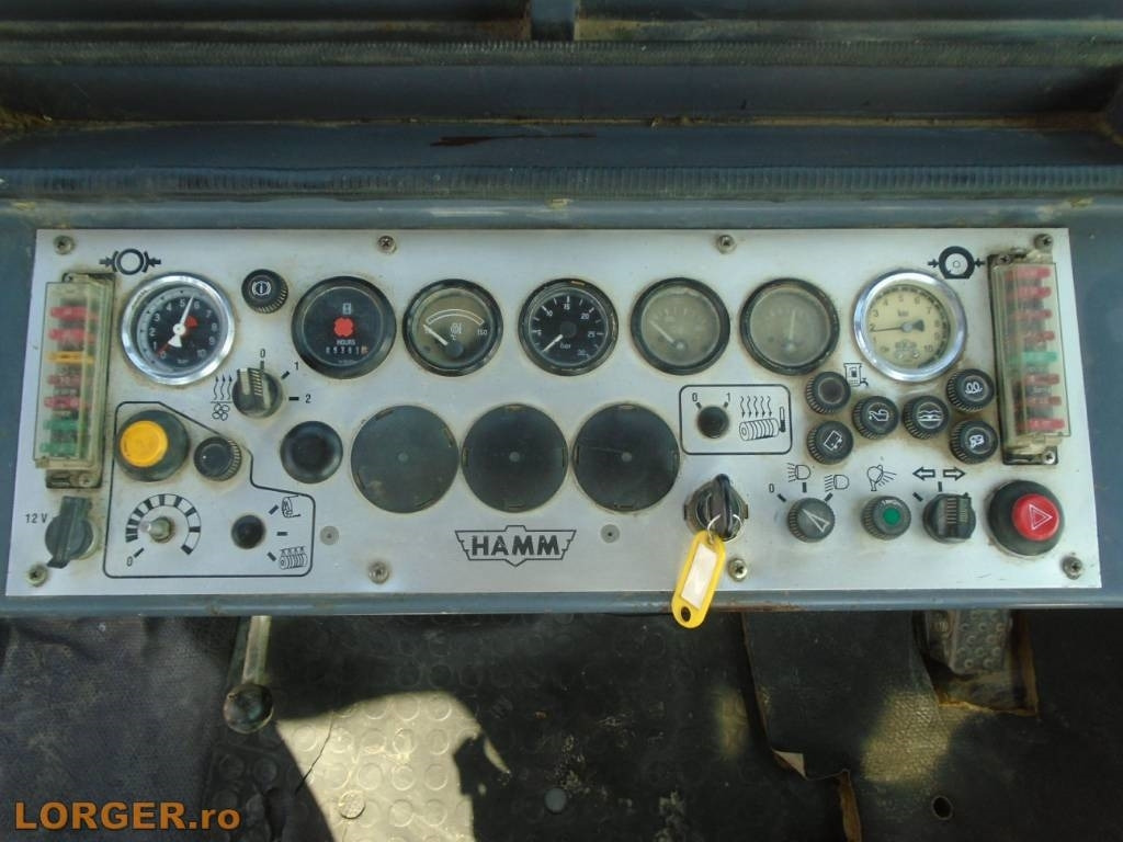 Compacteur à pneus Hamm GRW 18: photos 10