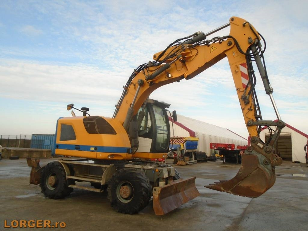 Liebherr A 914 Compact - Pelle sur pneus: photos 4 Liebherr A 914 Compact - Pelle sur pneus: photos 4