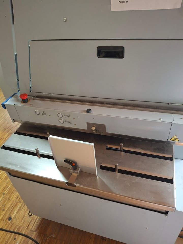 Horizon BQ-470 | 2009 | 800.000 - Relieuse: photos 5 Horizon BQ-470 | 2009 | 800.000 - Relieuse: photos 5