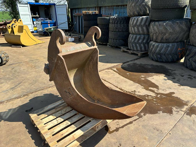 Verachtert Tapered bucket / tapse bak CW30 - Godet pour Engins de chantier: photos 1 Verachtert Tapered bucket / tapse bak CW30 - Godet pour Engins de chantier: photos 1