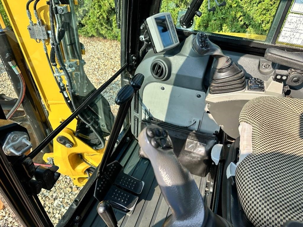 Mini pelle CAT 304.5 E2 XTC: photos 37