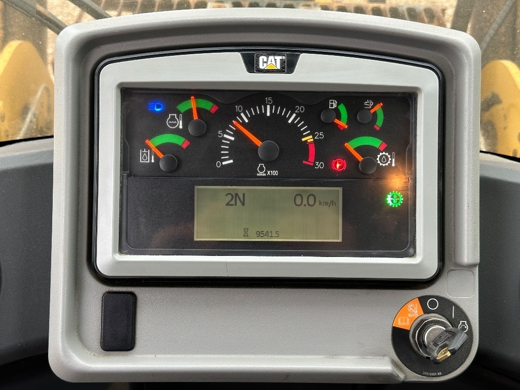 Chargeuse sur pneus CAT 972 M: photos 23
