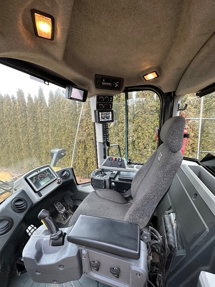 Chargeuse sur pneus CAT 972 M: photos 21