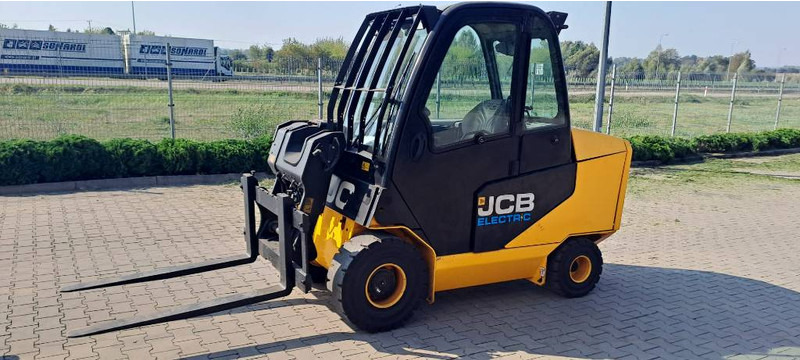 JCB TLT 30-19E 2WD - Chariot élévateur électrique: photos 1 JCB TLT 30-19E 2WD - Chariot élévateur électrique: photos 1