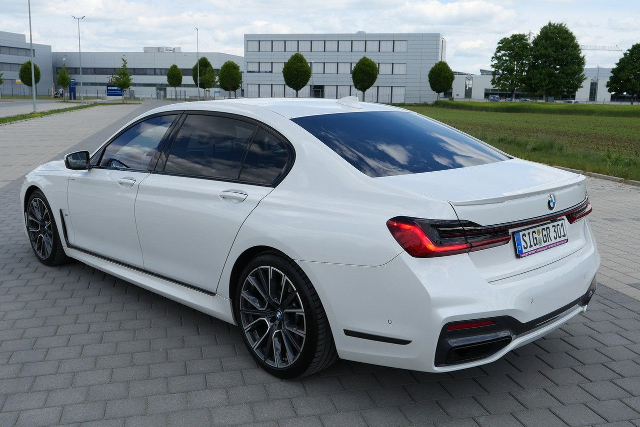 BMW 730Ld XDRIVE /VOLL/REAR ENTERT. /LANGSTRECKE 48V - Berline: photos 5 BMW 730Ld XDRIVE /VOLL/REAR ENTERT. /LANGSTRECKE 48V - Berline: photos 5