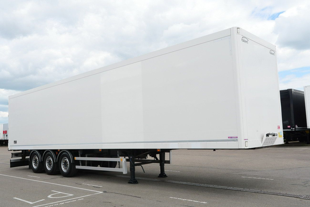 EKERI T3-A /SEITLICHE TÜREN /FALTWAND 2700 mm - Semi-remorque fourgon: photos 3 EKERI T3-A /SEITLICHE TÜREN /FALTWAND 2700 mm - Semi-remorque fourgon: photos 3