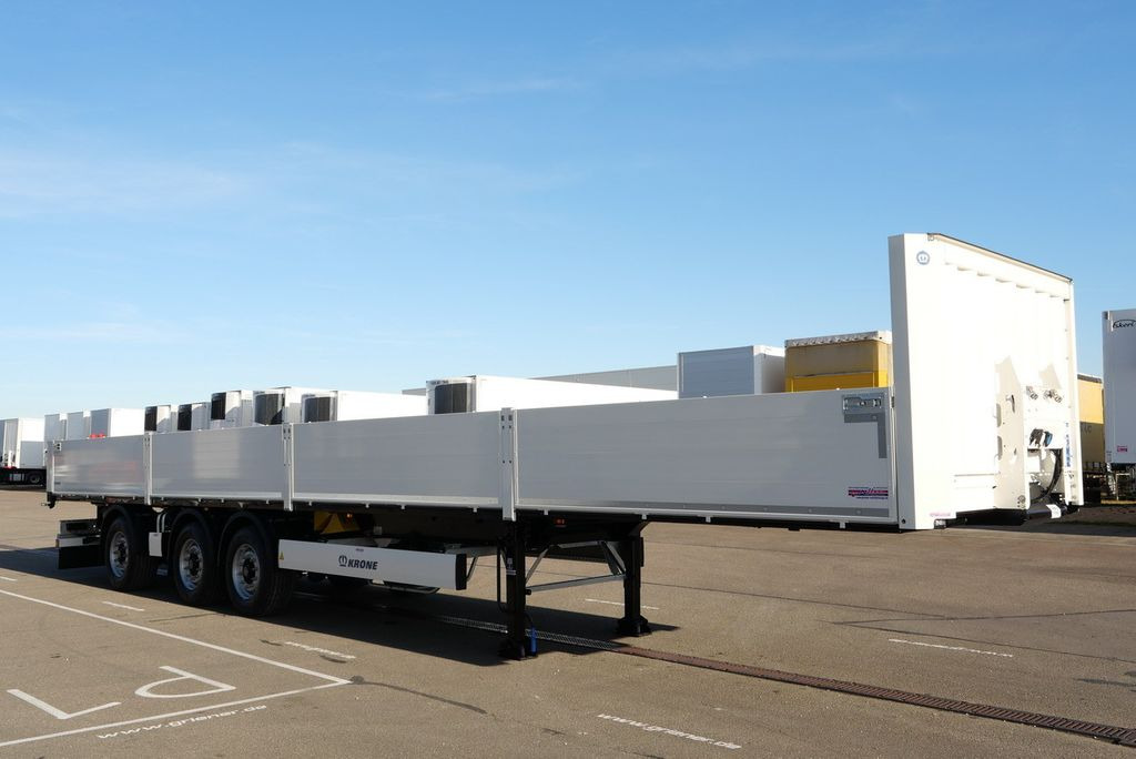 Krone SDP 27/BAUSTOFF/TRIDEC/BPW/RUNGENTASCHEN LIFT Krone SDP 27/BAUSTOFF/TRIDEC/BPW/RUNGENTASCHEN LIFT - Semi-remorque plateau: photos 4 Krone SDP 27/BAUSTOFF/TRIDEC/BPW/RUNGENTASCHEN LIFT Krone SDP 27/BAUSTOFF/TRIDEC/BPW/RUNGENTASCHEN LIFT - Semi-remorque plateau: photos 4