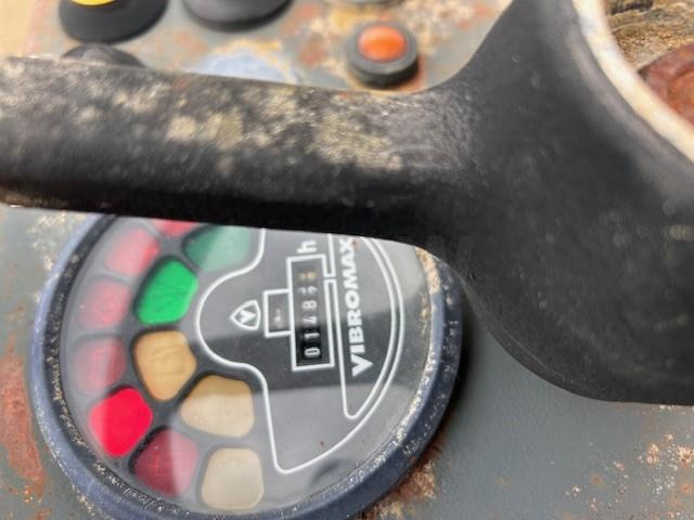 Rouleau compresseur JCB VIBROMAX W255 2 BILLES: photos 7