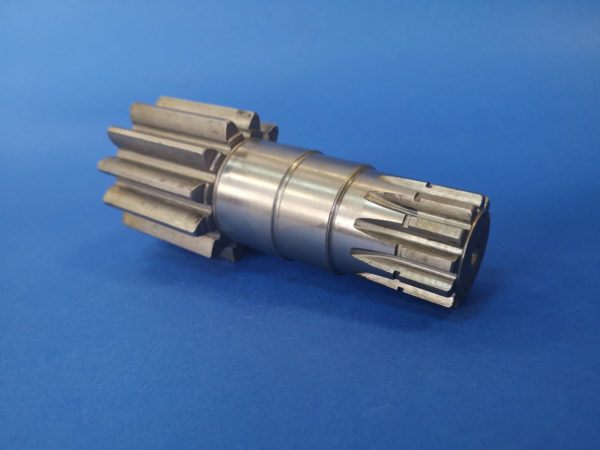 010230A Wałek silnika obrotu Hanix, Schaeff HR4 - Moteur de rotation pour Engins de chantier: photos 1 010230A Wałek silnika obrotu Hanix, Schaeff HR4 - Moteur de rotation pour Engins de chantier: photos 1