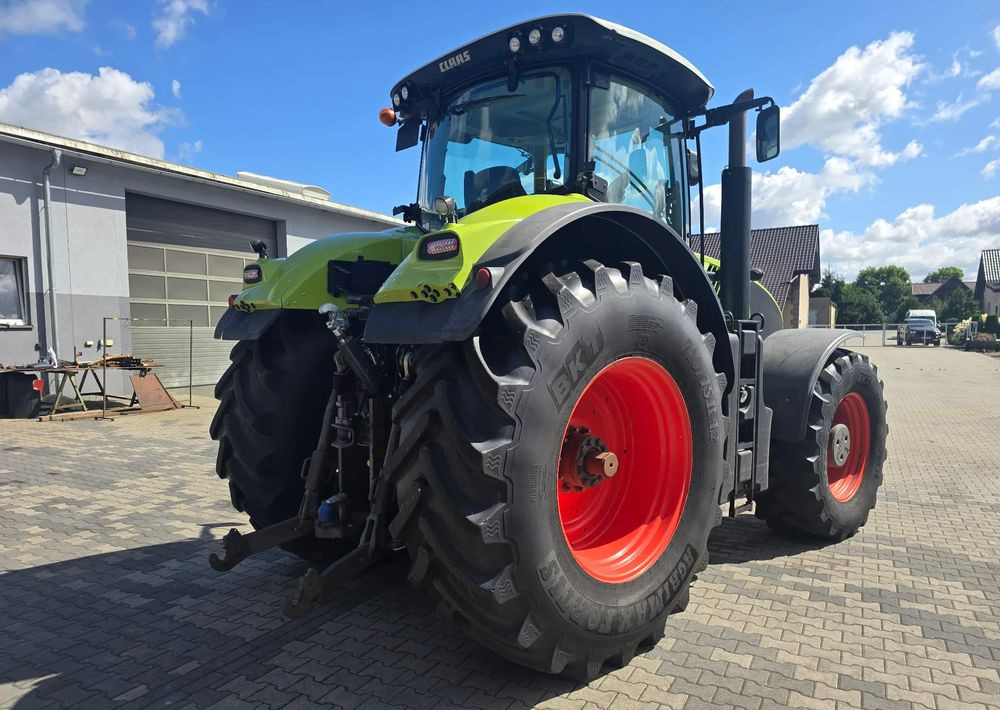 Tracteur agricole Claas Axion 940 Cmatic: photos 8