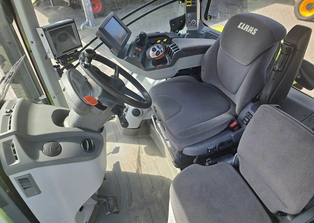 Tracteur agricole Claas Axion 940 Cmatic: photos 7