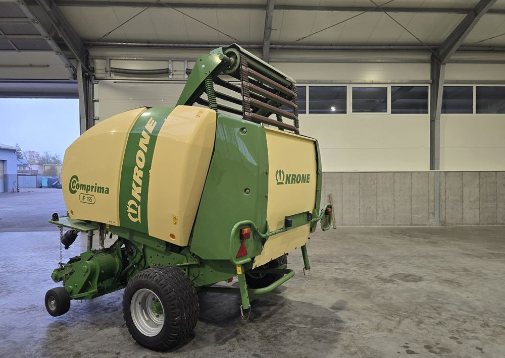 Krone Comprima F 155 - Matériel de fenaison: photos 4 Krone Comprima F 155 - Matériel de fenaison: photos 4