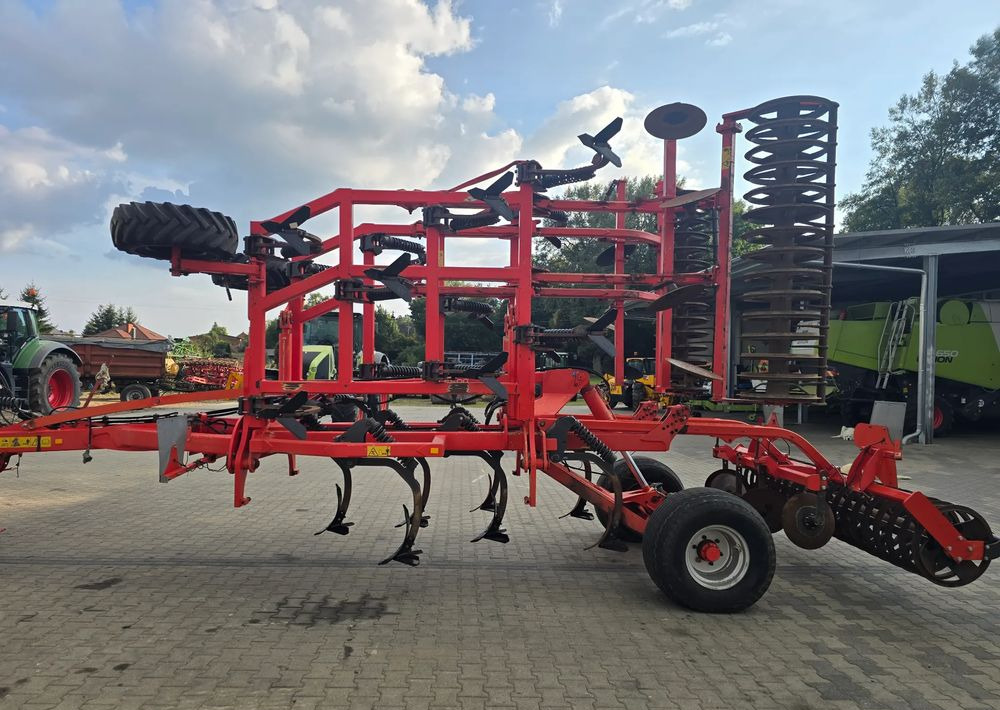 Kuhn Cultimer 6500 - Outils du sol: photos 4 Kuhn Cultimer 6500 - Outils du sol: photos 4
