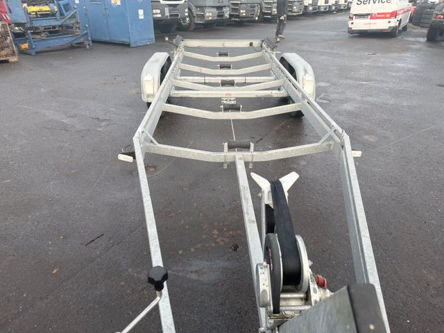 Remorque bateau ARCO 3000 TS Bootstransporter: photos 8 Remorque bateau ARCO 3000 TS Bootstransporter: photos 8