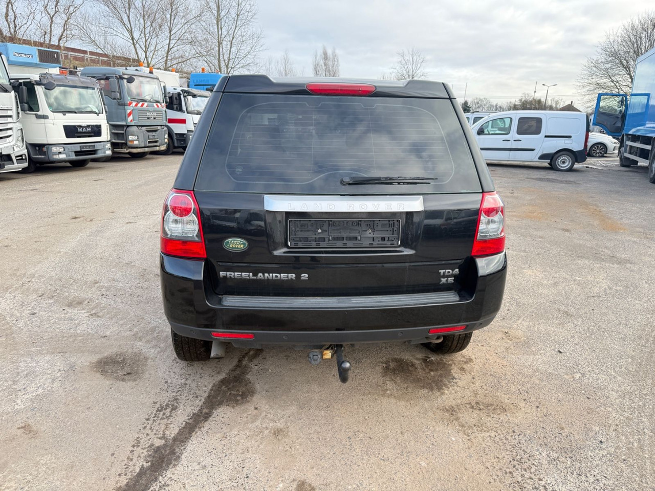 Land Rover Freelander 2 XE Limited Edition Brandschaden - SUV: photos 4 Land Rover Freelander 2 XE Limited Edition Brandschaden - SUV: photos 4