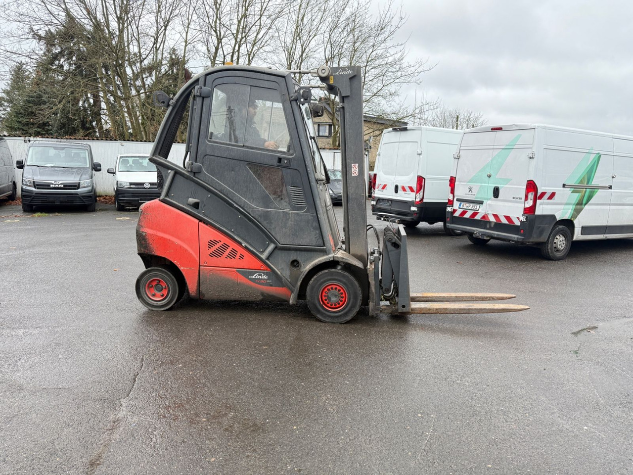 Linde H30D-02 EVO - Chariot élévateur diesel: photos 5 Linde H30D-02 EVO - Chariot élévateur diesel: photos 5