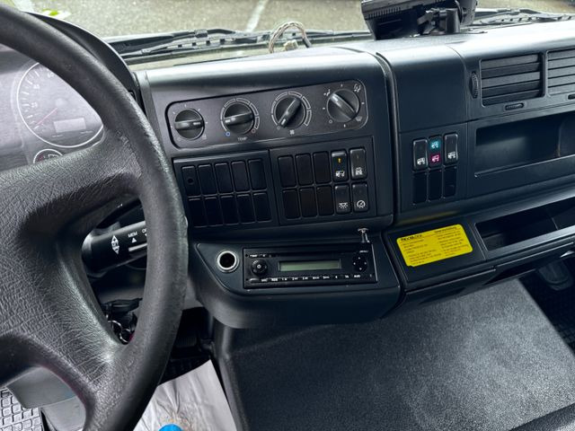 Camion frigorifique MAN TGL 8.180   FG: photos 11