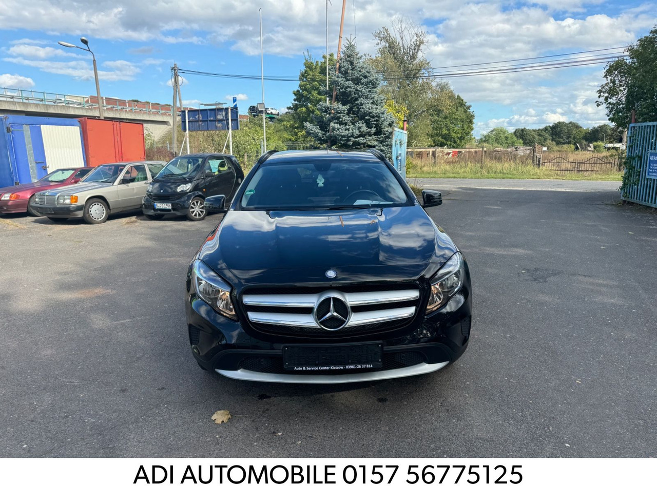 Mercedes-Benz GLA 200 GLA -Klasse GLA 200 CDI / d - Berline: photos 1 Mercedes-Benz GLA 200 GLA -Klasse GLA 200 CDI / d - Berline: photos 1