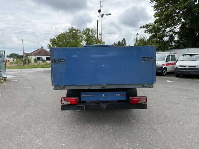 Mercedes-Benz Sprinter II Pritsche515 CDI - Utilitaire plateau baché: photos 5 Mercedes-Benz Sprinter II Pritsche515 CDI - Utilitaire plateau baché: photos 5