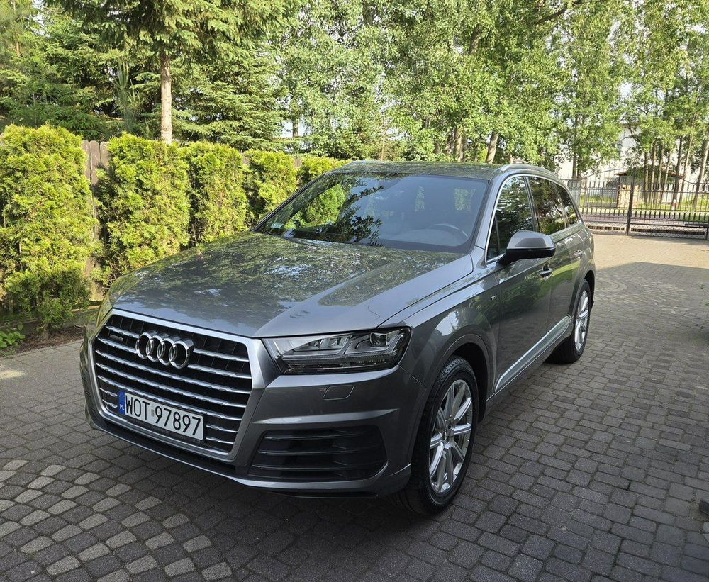 Audi Q7 - SUV: photos 1 Audi Q7 - SUV: photos 1