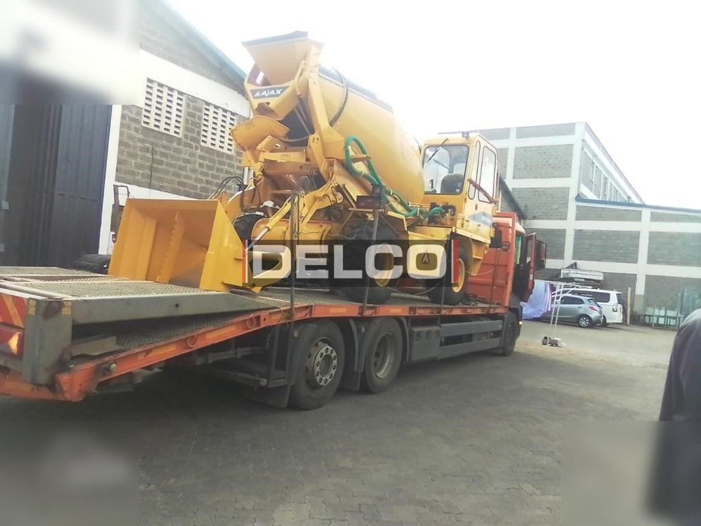 AJAX ARGO 4000 - Camion malaxeur: photos 3 AJAX ARGO 4000 - Camion malaxeur: photos 3