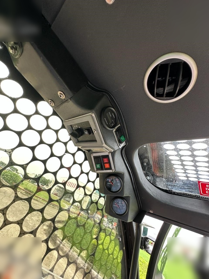 Mini chargeuse neuf DELCO SSL175: photos 17