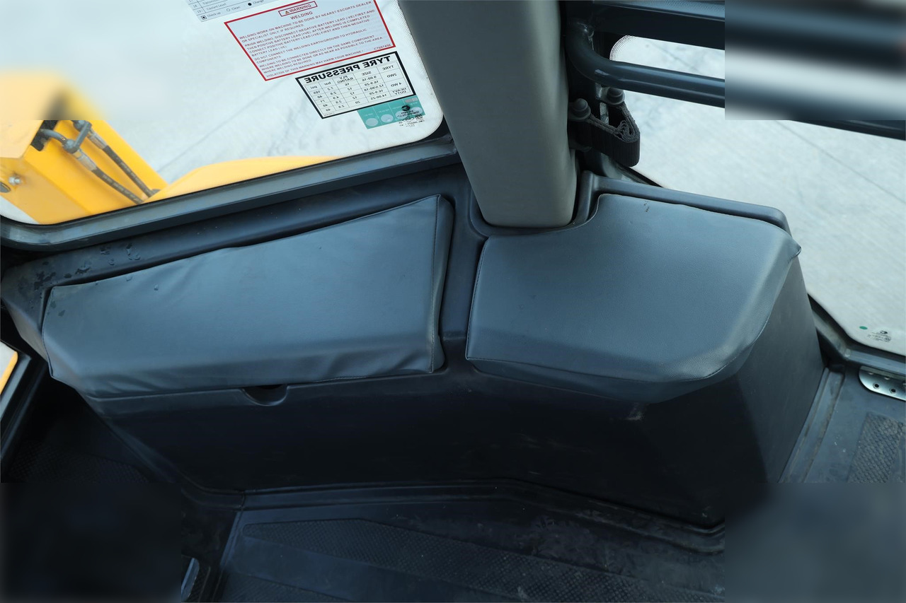 Tractopelle neuf DELCO XP95 PLUS: photos 19 Tractopelle neuf DELCO XP95 PLUS: photos 19