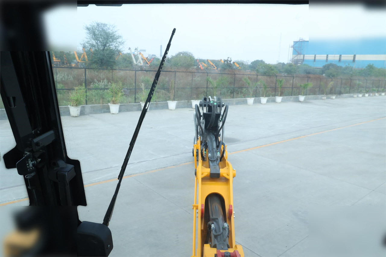 Tractopelle neuf DELCO XP95 PLUS: photos 12 Tractopelle neuf DELCO XP95 PLUS: photos 12