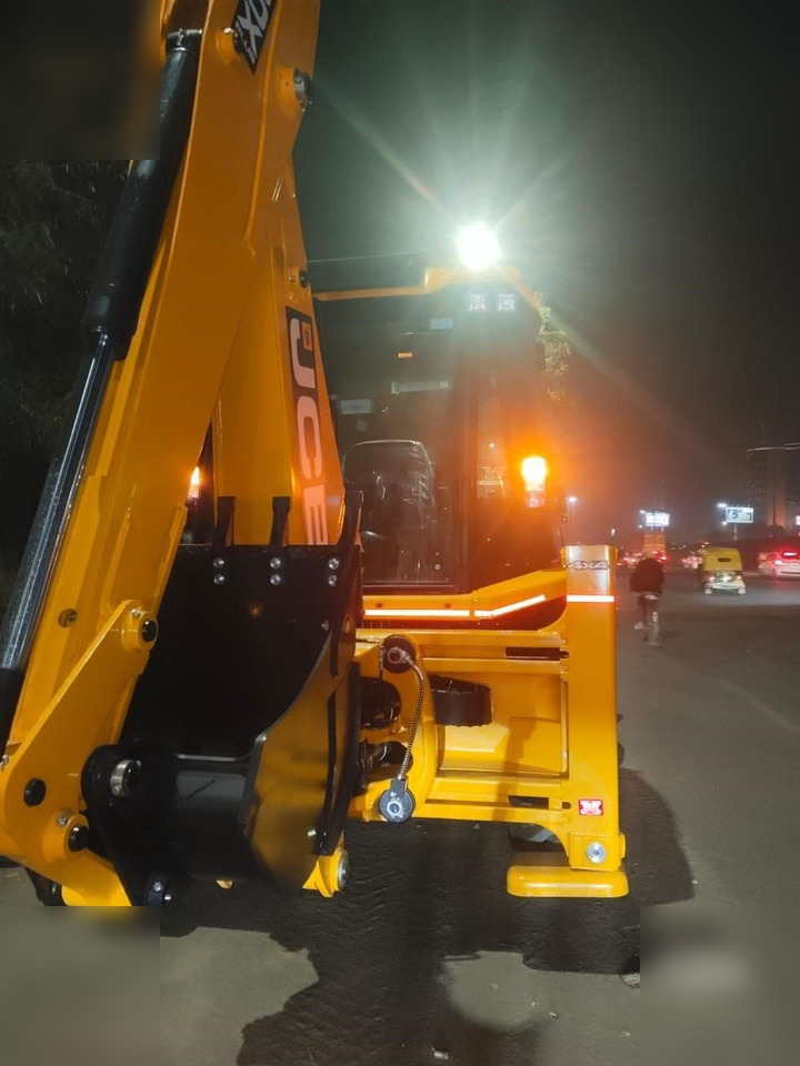 JCB 3DX PLUS - Tractopelle: photos 4 JCB 3DX PLUS - Tractopelle: photos 4